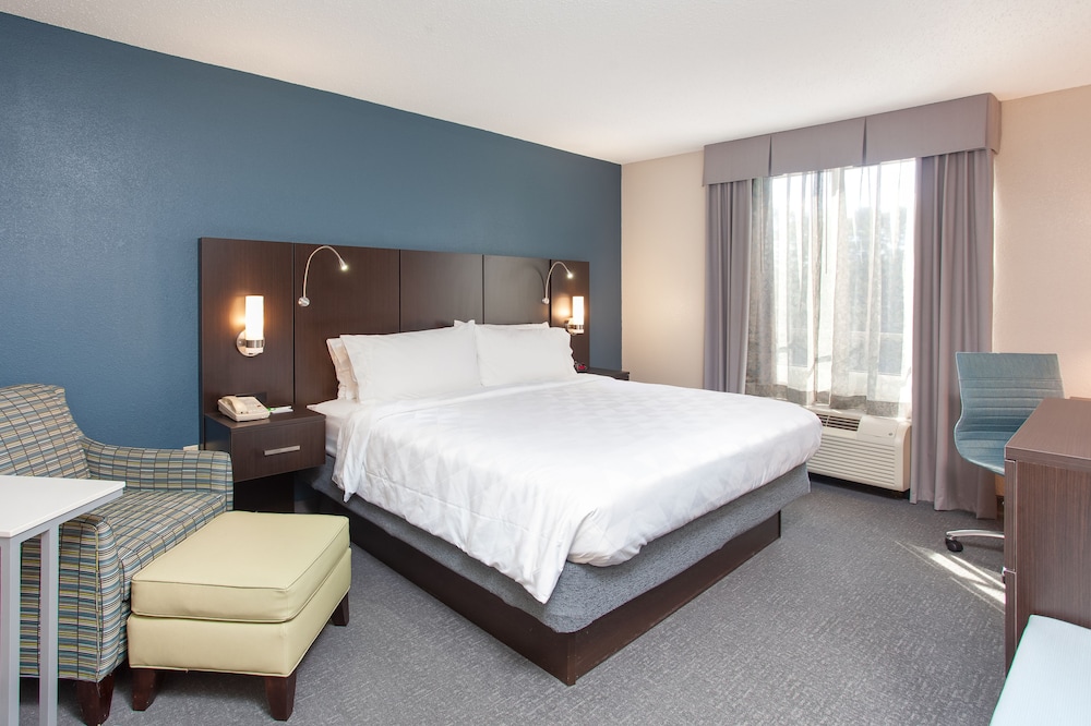 Holiday Inn Hotel & Suites Tallahassee Conference Ctr N by IHG - photo 9