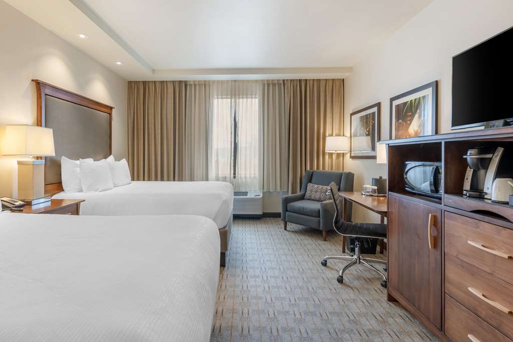 Best Western Premier Boulder Falls Inn - photo 30