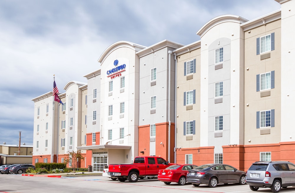 Candlewood Suites Houston I 10 East by IHG - photo 57