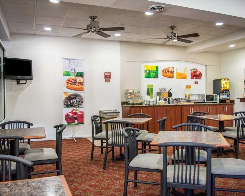 Quality Inn Weeki Wachee Spring Hill - photo 20
