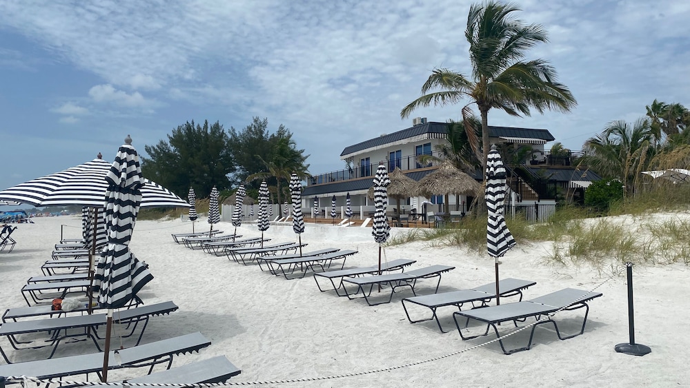 Tropic Isle Beach Resort - photo 11