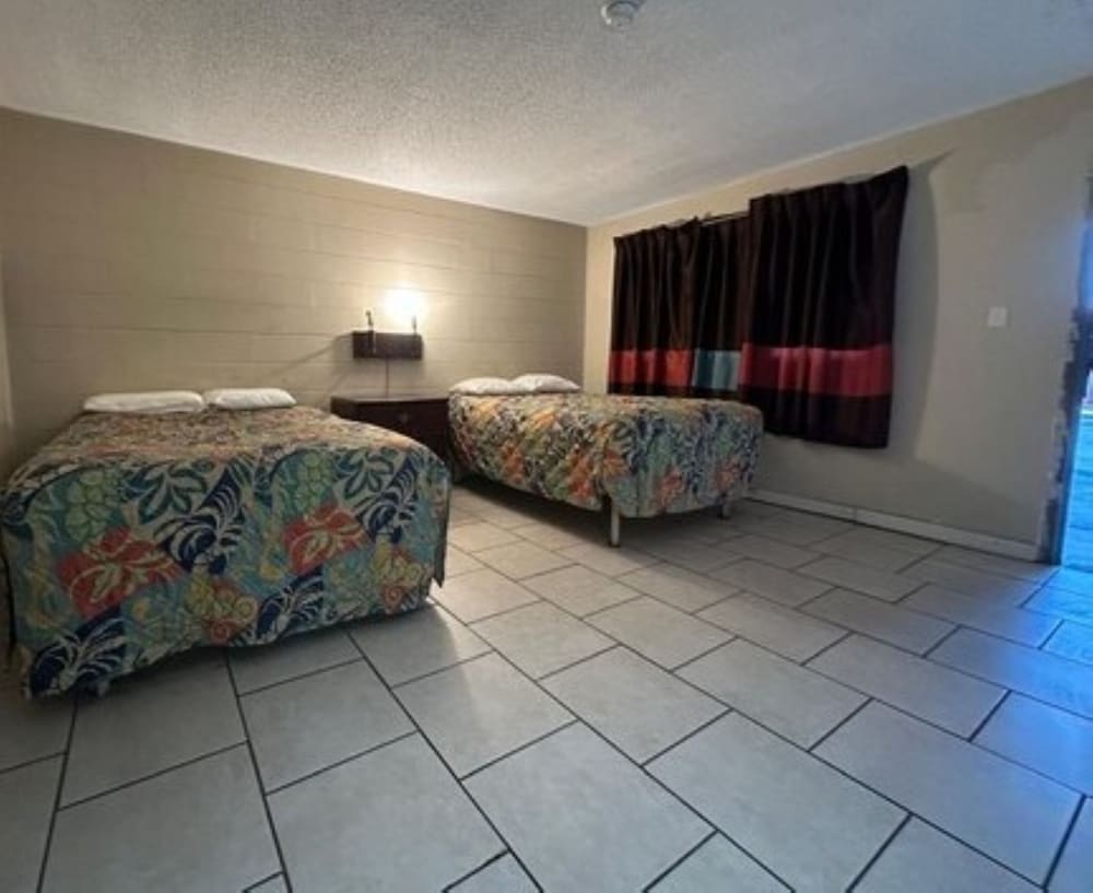 Arrow Motel By Oyo Near Downtown - photo 6