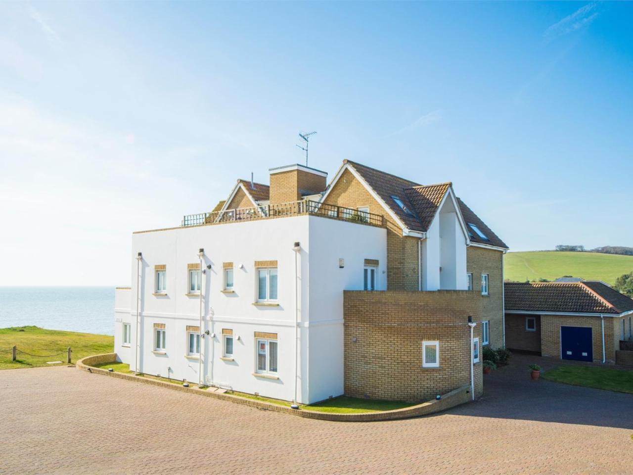 1 Bed in Freshwater oc ic136 in Freshwater, United Kingdom