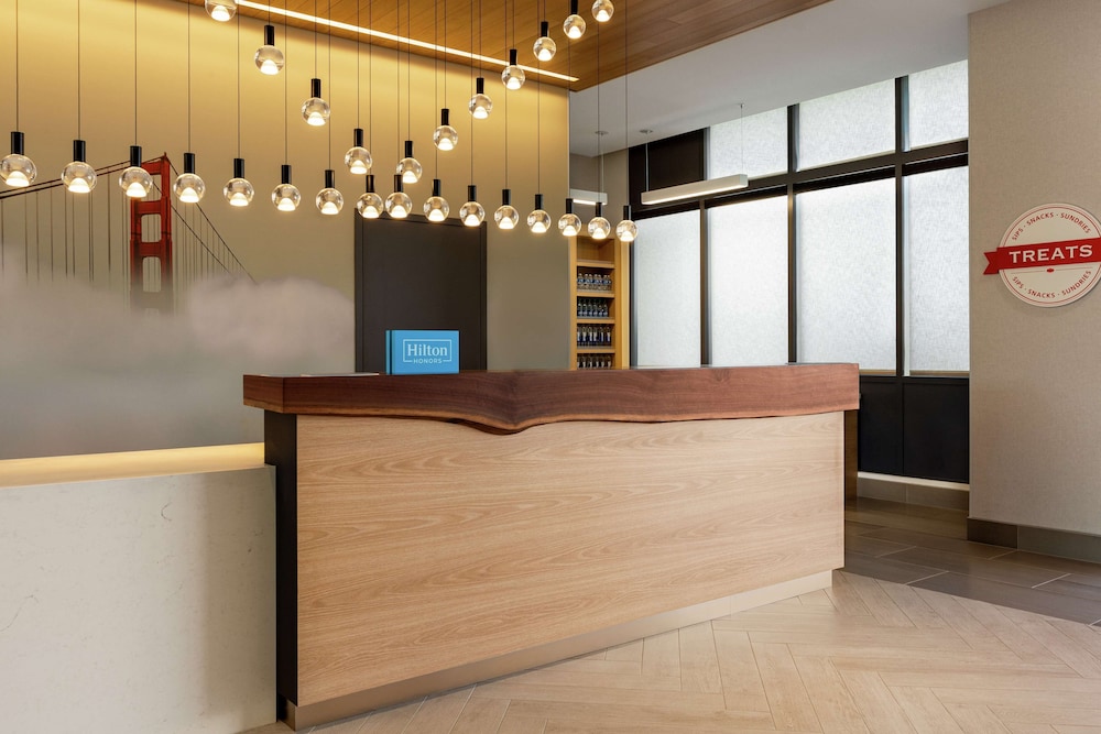 Hampton Inn & Suites San Mateo San Francisco Airport - photo 5