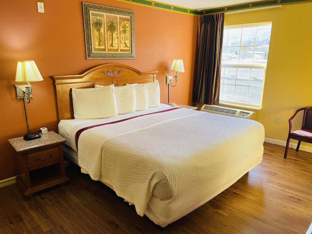 Mountain Inn & Suites Dunlap - photo 7