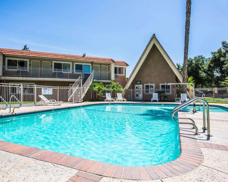 Quality Inn & Suites Thousand Oaks - photo 32