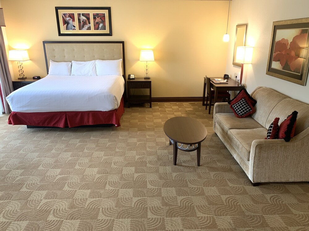 Blue Lake Casino & Hotel - photo 9