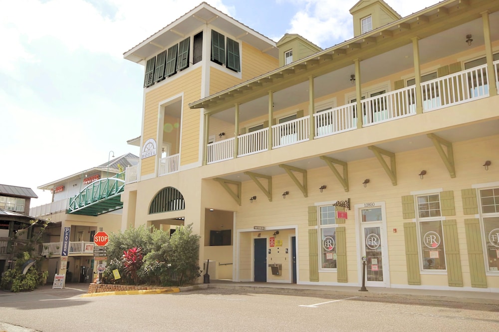 John’s Pass Hotel in Madeira Beach, United States