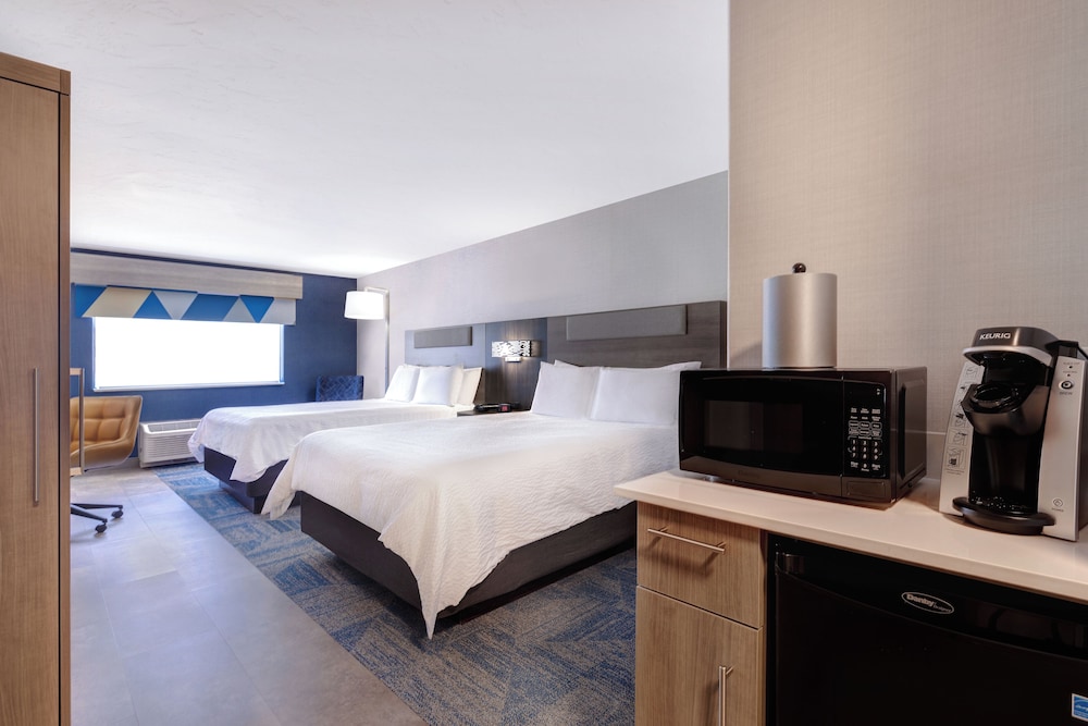 Holiday Inn Express & Suites Moab by IHG - photo 11