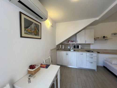 Studio apartment Violeta 3