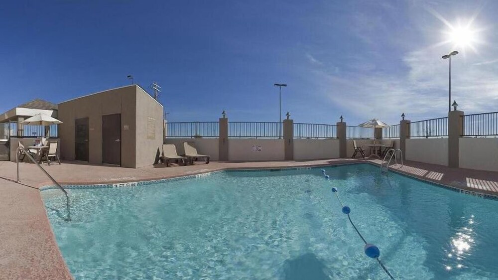 Candlewood Suites Ft Stockton by IHG - photo 19