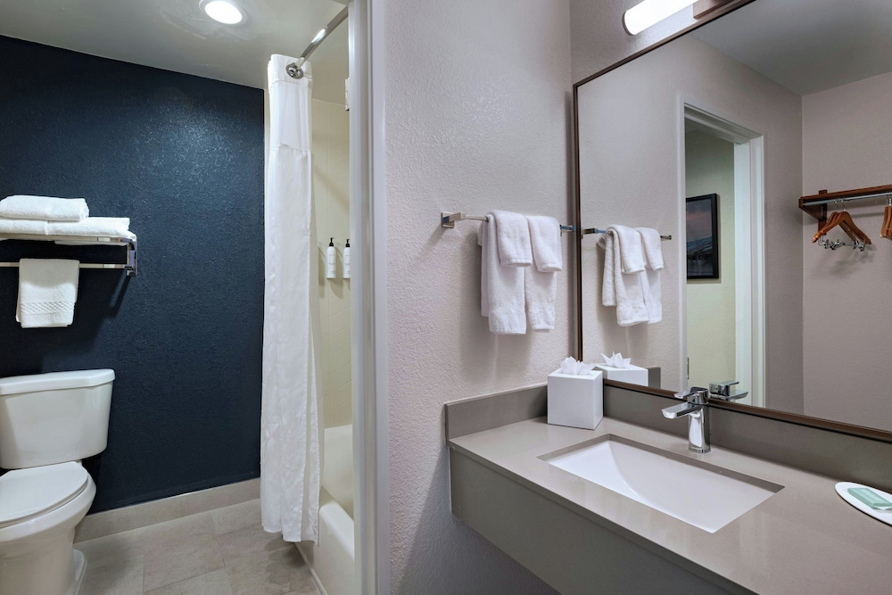 Fairfield Inn & Suites by Marriott Austin University Area - photo 20