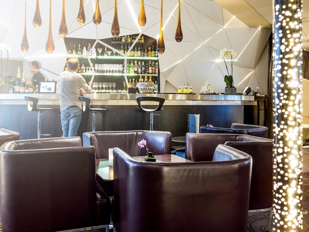 מזון ומשקאות