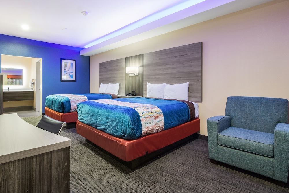 Scottish Inn & Suites Houston Willowbrook - photo 9