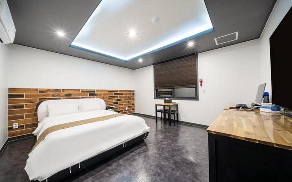 Gwangju Chungjangro Hotel Sharmant in Gwangju, South Korea