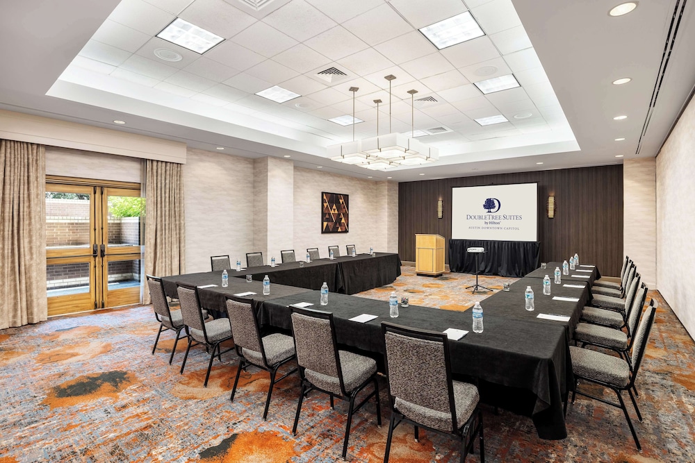 DoubleTree Suites by Hilton Austin Downtown Capitol - photo 53