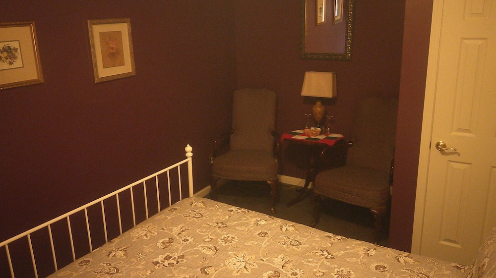 Lil Black Bear Inn - photo 44