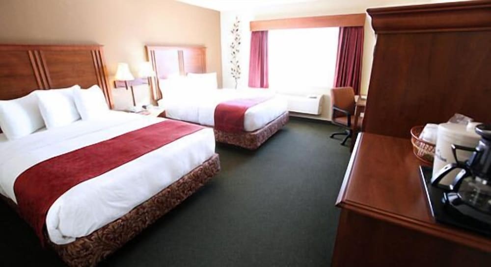 AmericInn by Wyndham McAlester - photo 3