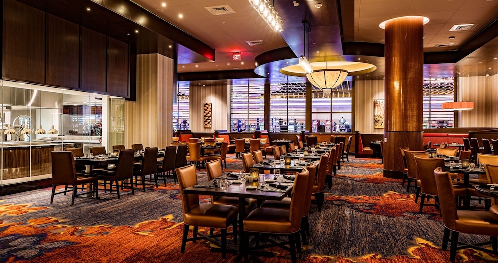 Southland Casino Hotel - photo 32