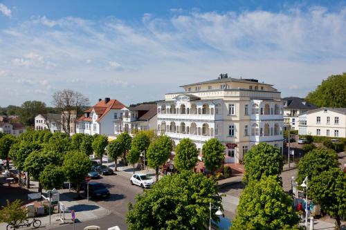 Villa Fernsicht Apt. 02 — 4-Star Luxury Hotel in Ostseebad Sellin, Germany