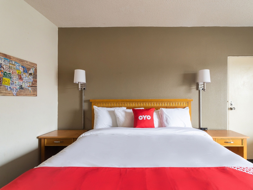 OYO Hotel Sumter SC Downtown - photo 6