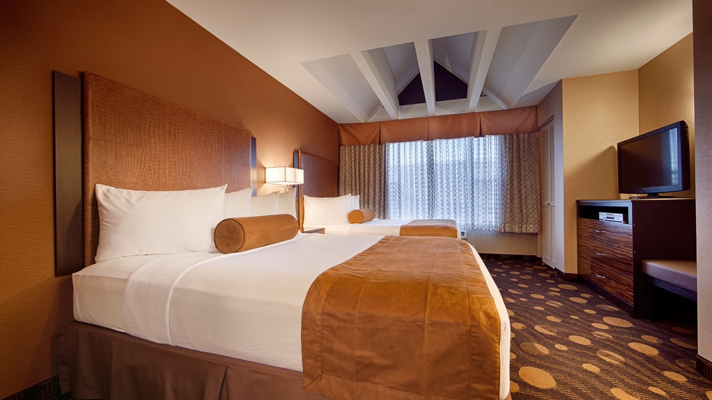 Best Western Plus Suites Hotel Coronado Island - photo 13