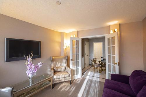 Avenue Plaza Hotel - photo 25