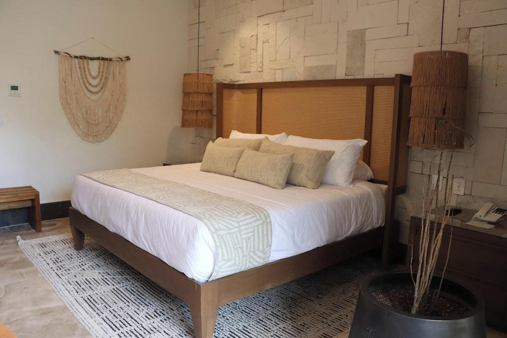 Hotel Mundo Maya Edzná