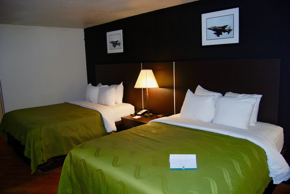 Days Inn by Wyndham Eglin AFB - photo 5