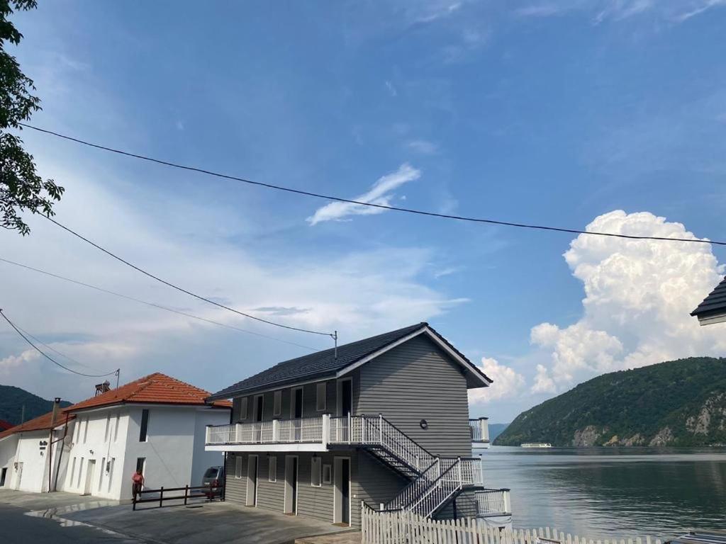 Serenity - last minute hotel in Eselnita