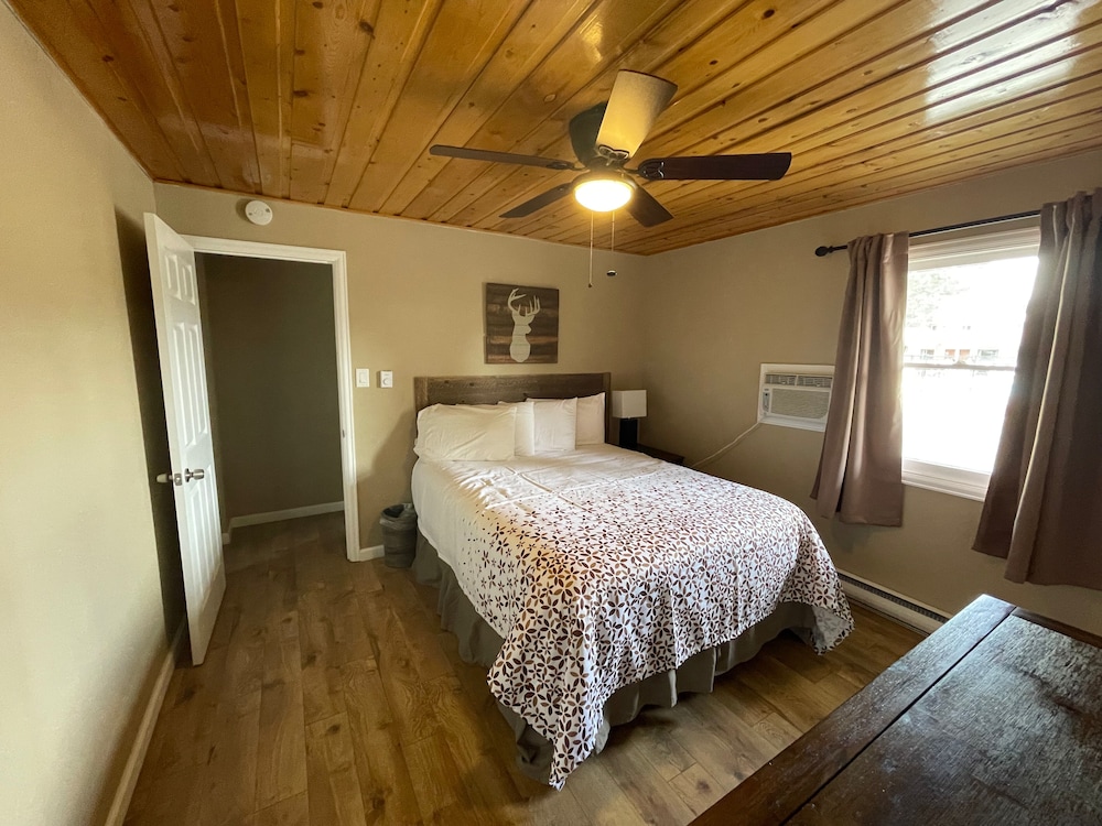Estes Mountain Inn - photo 29
