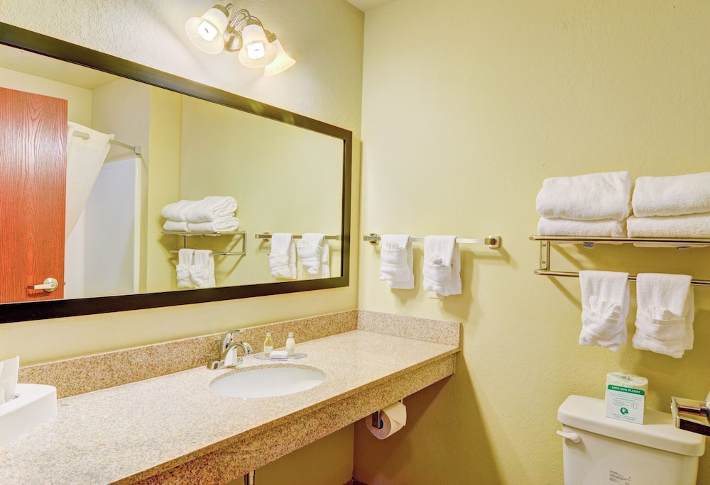 Cobblestone Hotel & Suites Punxsutawney PA - photo 20