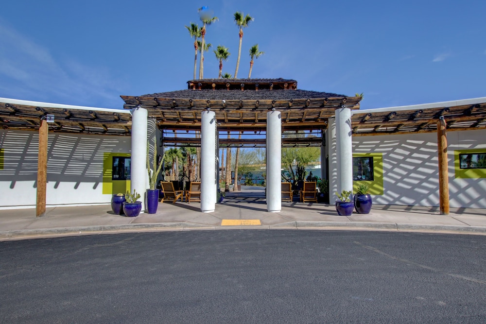 The Nautical Beachfront Resort - photo 58