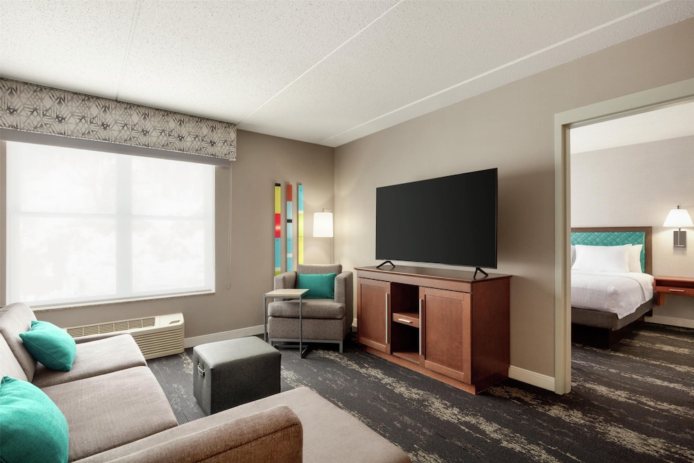 Hampton Inn Deadwood at Tin Lizzie Gaming Resort - photo 22