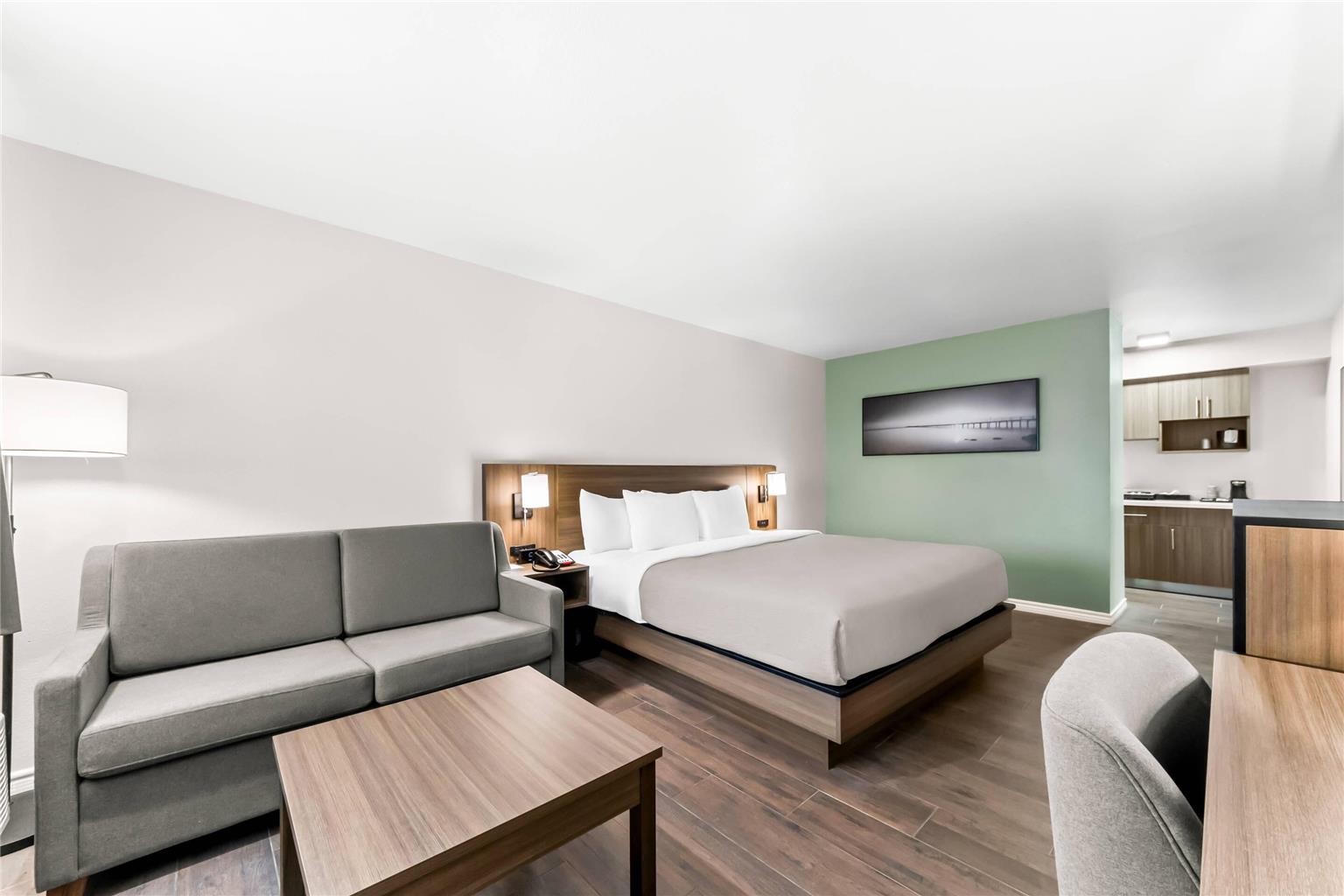Quality Inn & Suites Port Lavaca Near Lighthouse Beach - photo 17