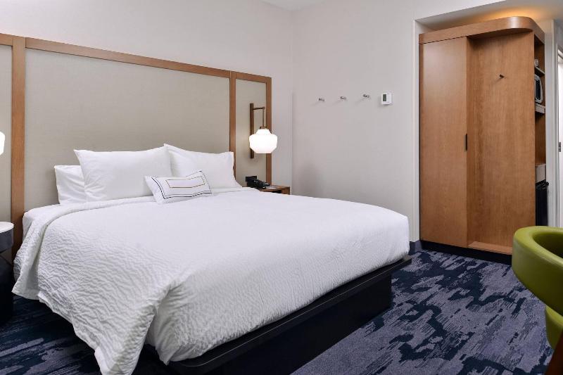 Fairfield Inn & Suites by Marriott Canton - photo 31