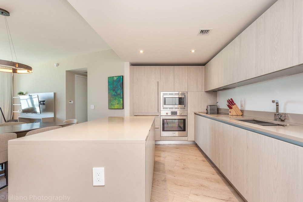 Private Ocean Condos Hyde Beach Resort - photo 40
