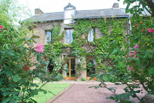 Gites Du Charme — Mauron