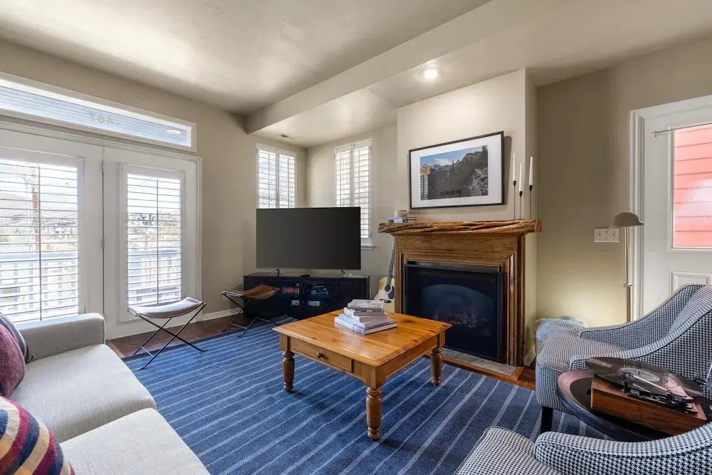 Silver Star by Avantstay Ideal Park City Location Close to Slopes Hot Tub - photo 2
