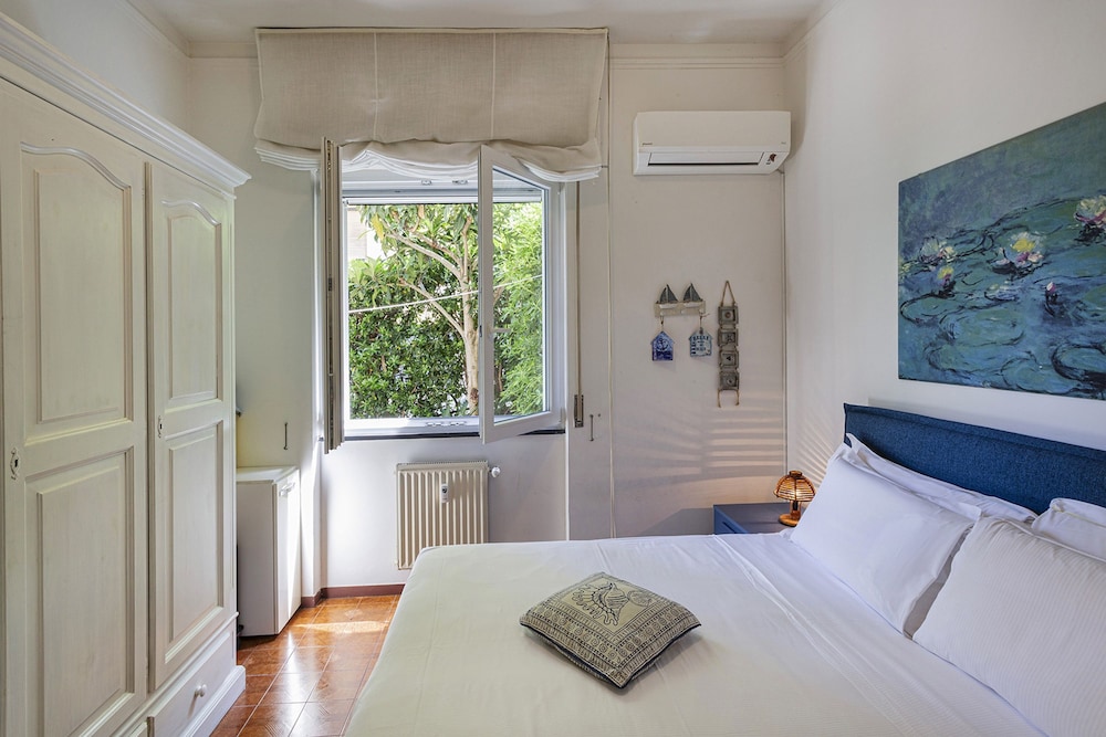 Relax Apartment with Parking by Wonderful Italy — 4-Star Luxury Hotel in Santa Margherita Ligure, Italy
