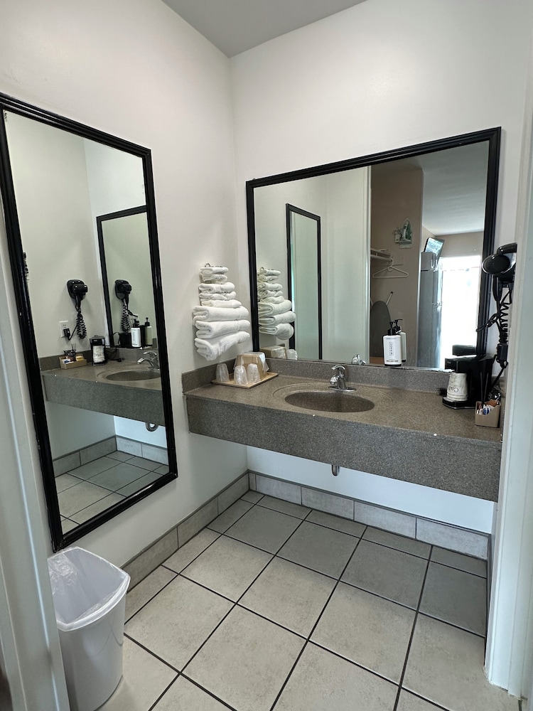 Security inn & suites - photo 20