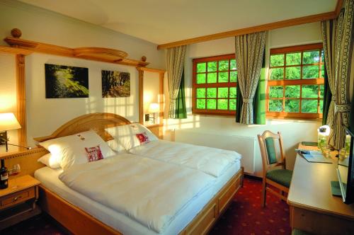 Alpenhof - carbon neutral hotel in Gauting