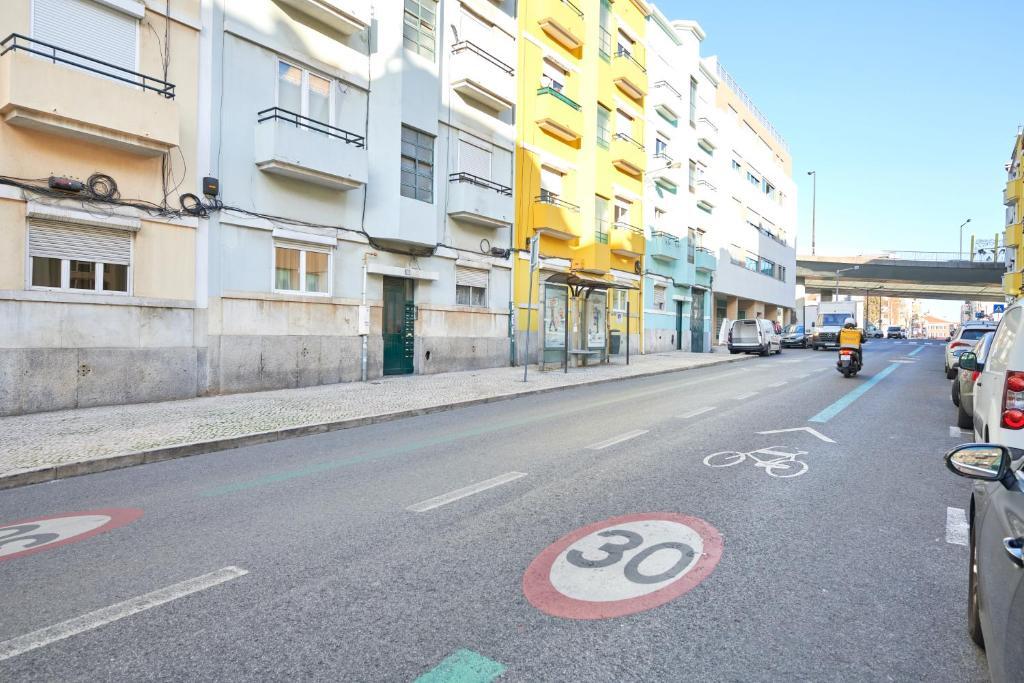 Charming 3BR APT w patio by TimeCooler — 4-Star Luxury Hotel in Lisbon, Portugal
