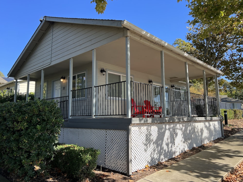 Clear Lake Cottages & Marina - photo 94