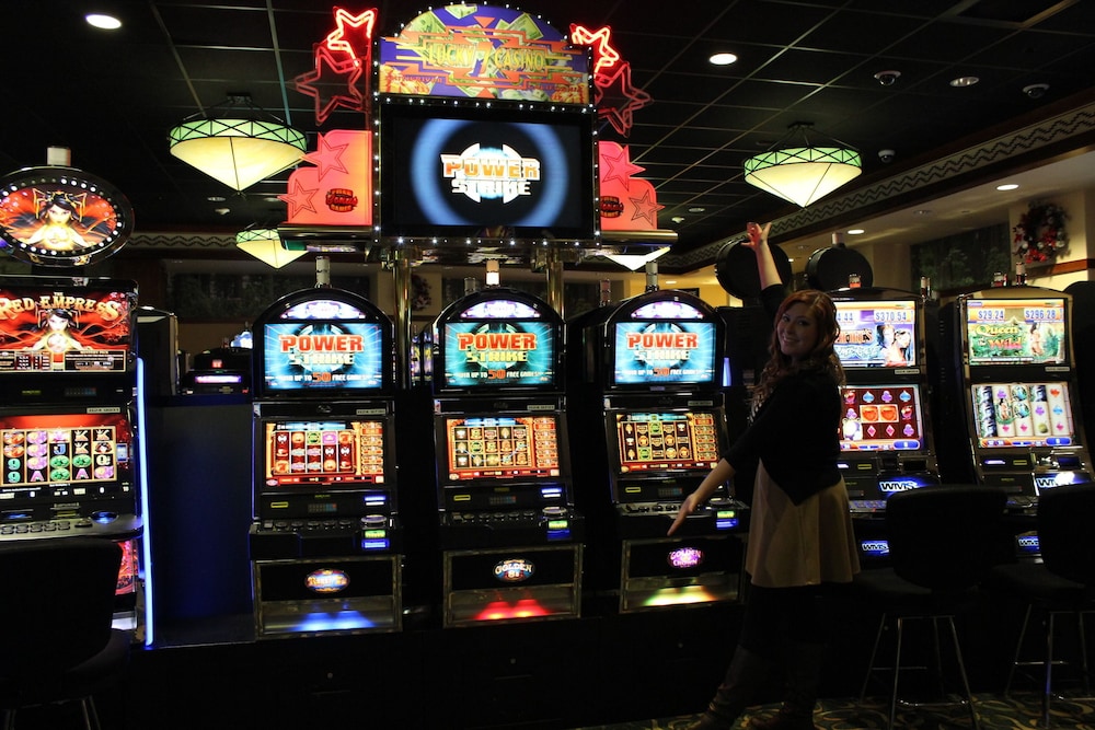 Lucky 7 Casino & Hotel Howonquet Lodge - photo 37