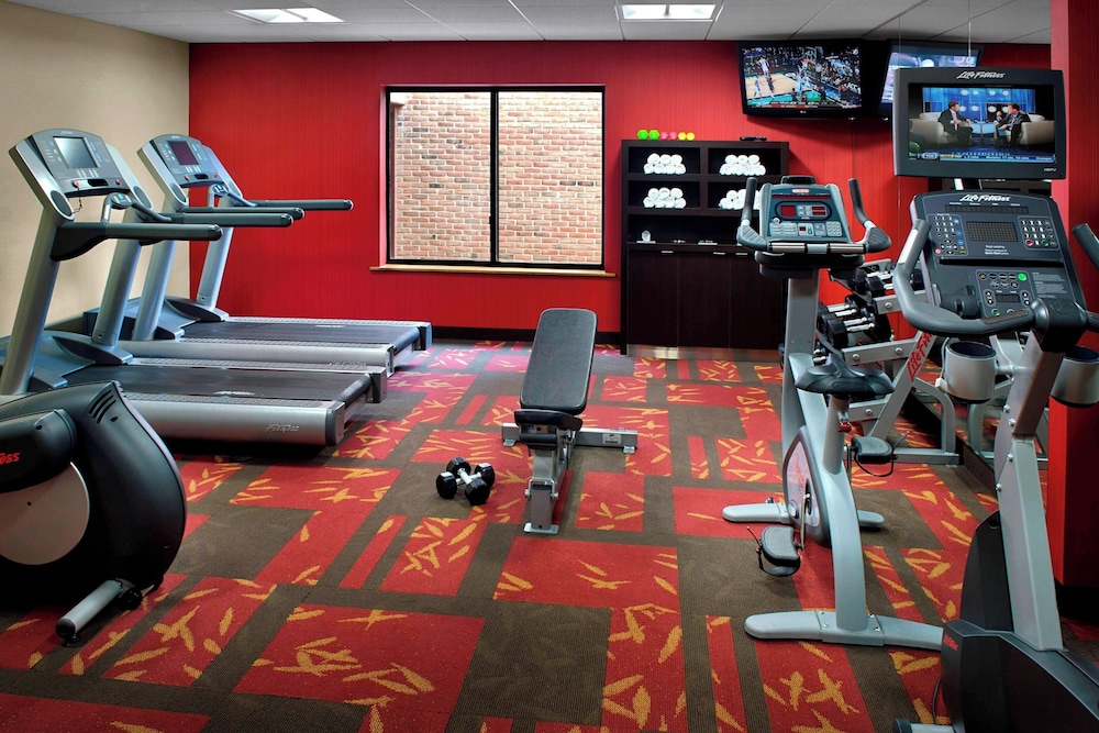 Courtyard By Marriott Hartford Windsor Airport - photo 13