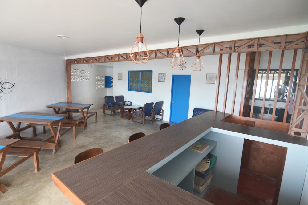 Highway to H Inn Totolan in Dauis, Philippines