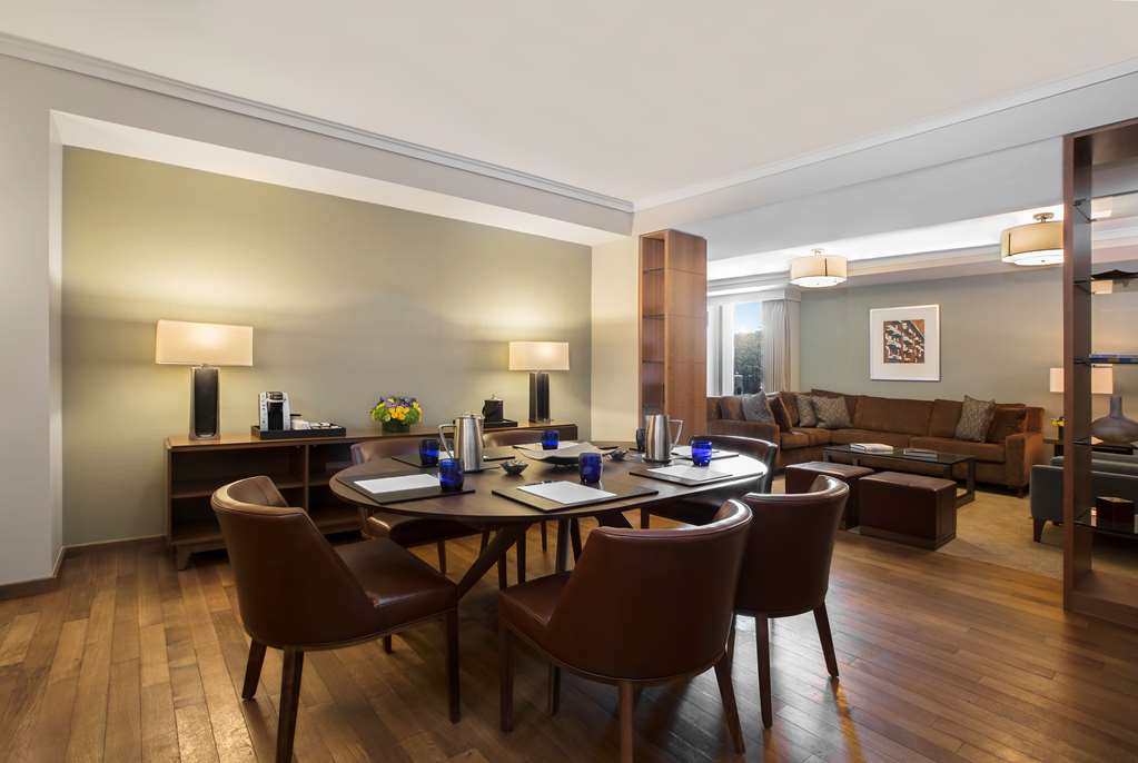 Luskin Hotel - photo 24