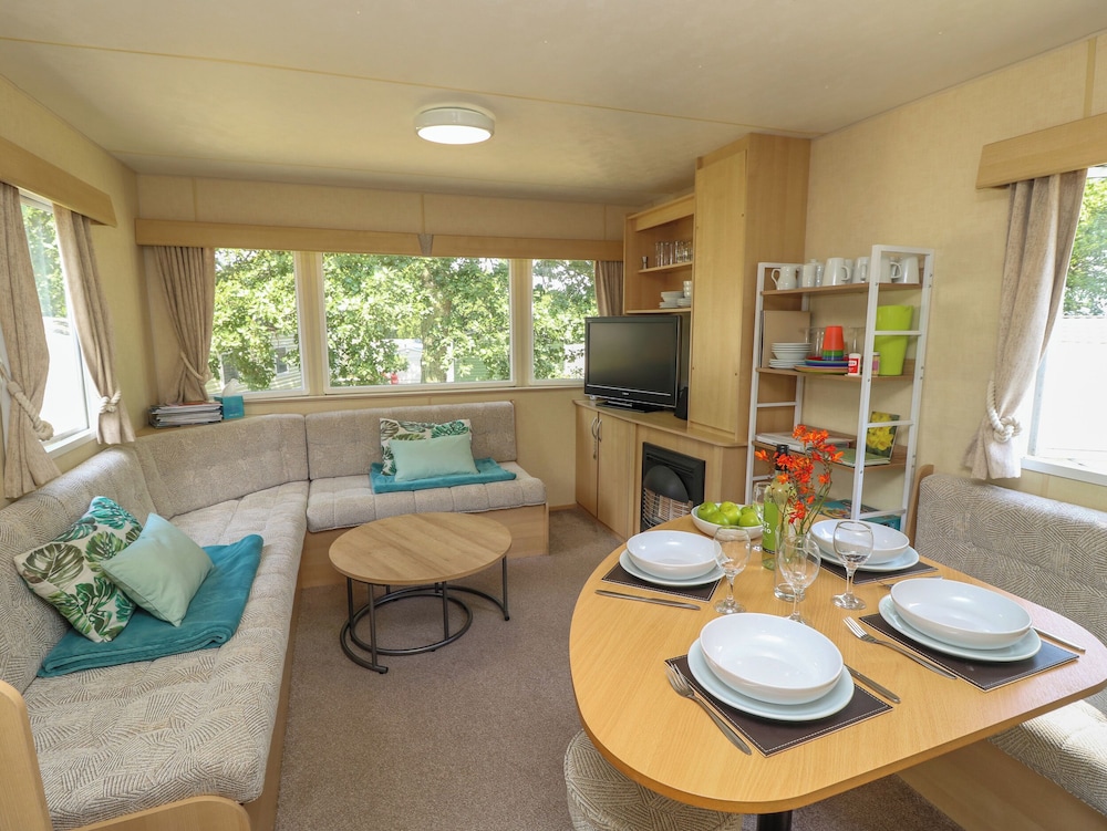 Greenwood — 4-Star Luxury Hotel in Cowes, United Kingdom