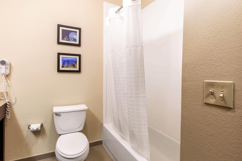 Comfort Inn & Suites IAH Bush Airport East - photo 6